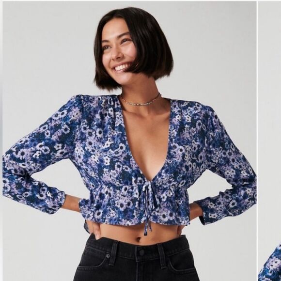 Aritzia Sunday Best‎ Cropped Peplum Blouse Floral Purple Top Shirt - Picture 1 of 6